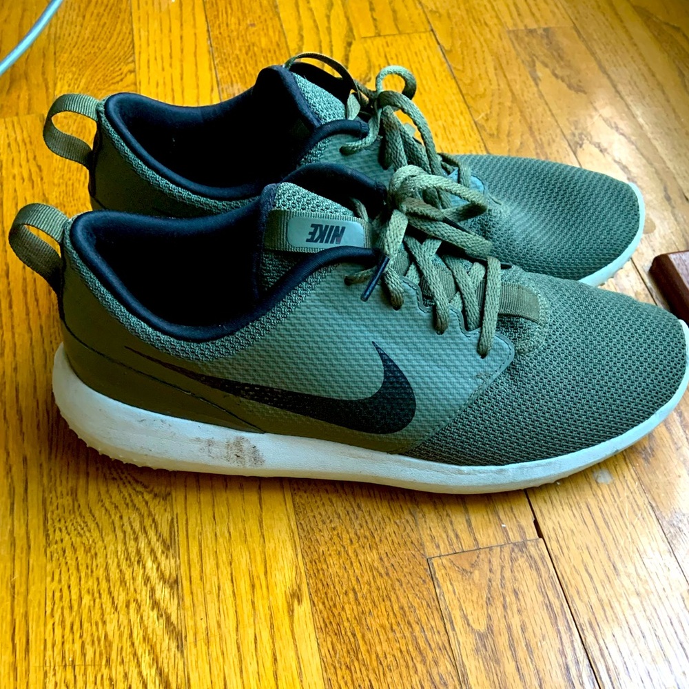 Nike Roshe Spikeless Green Golf Shoes 10.5 Men